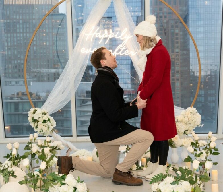 surprise engagement in private rooftop in new york